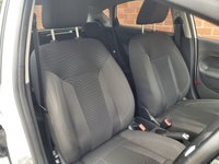 USED 2016 16 FORD FIESTA 1.2 ZETEC WHITE EDITION SPRING 5d 81 BHP 
