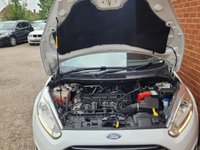 USED 2016 16 FORD FIESTA 1.2 ZETEC WHITE EDITION SPRING 5d 81 BHP 