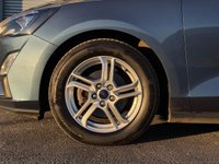 USED 2020 20 FORD FOCUS 1.5 ZETEC TDCI 5d 94 BHP THIS CAR COMES WITH 6 MONTHS WARRANTY , BREAKDOWN COVER & RECOVERY++   Front and rear parking aid +  Auto headlights +  LED Day Time running lights +  Bending Lights +  Auto side mirrors +  Power windows +  Adaptive cruise control +  Traction control +  Lane keeping assist +  Pre-collision assist +  Speed sign recognition +  Hill start assist +  Speed limiter +  Dual zone climate control +  Apple car play +  Vehicle wi-fi +  Voice controls +  Bluetooth +  2 USB ports +  Rear wipers +  Rear heate