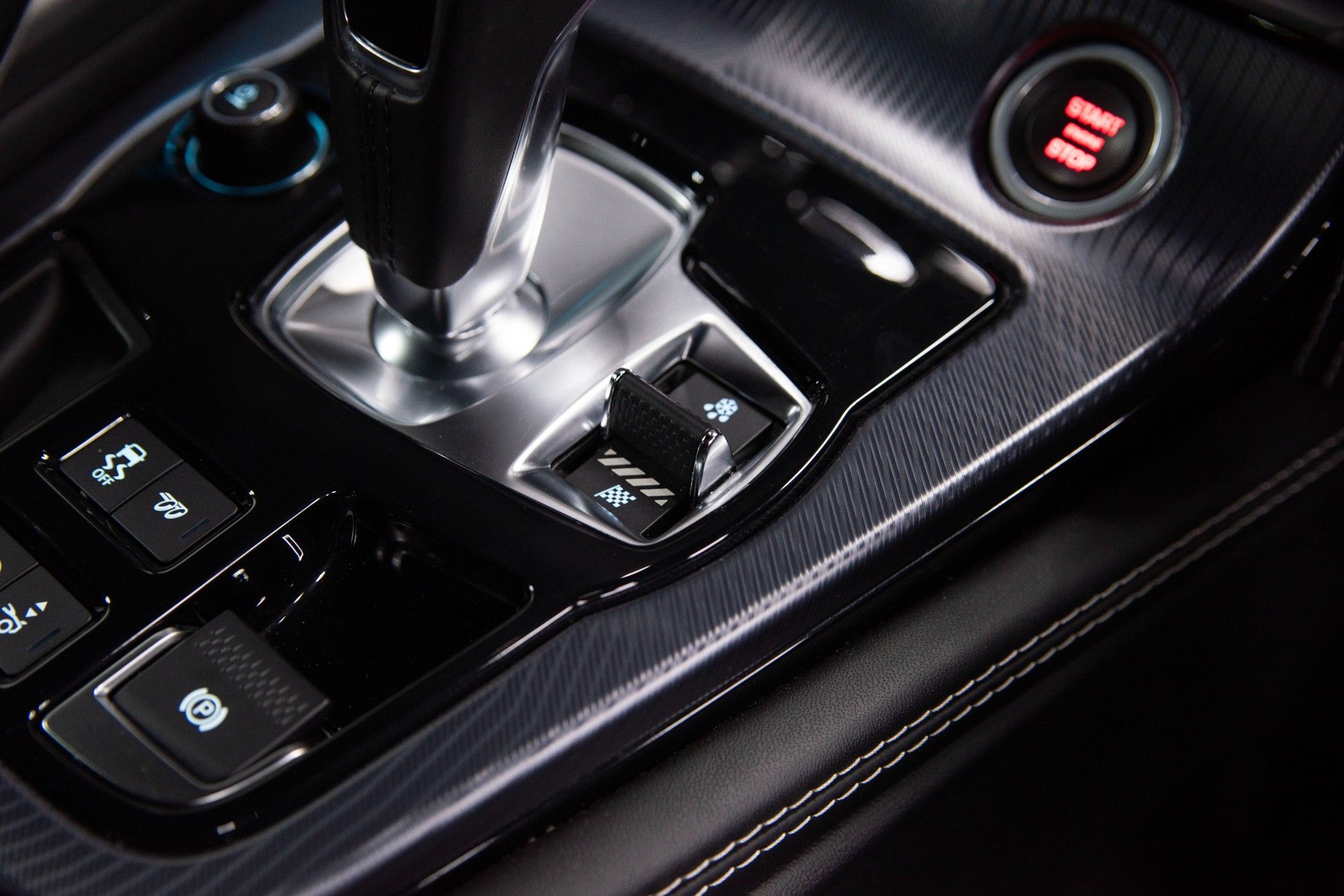 USED 2020 70 JAGUAR F-TYPE 5.0 V8 R-DYNAMIC 