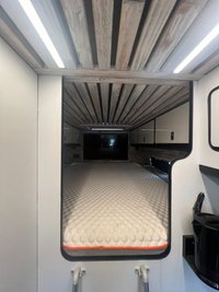 USED 2016 16 VOLKSWAGEN CRAFTER 2.0 CR35 TDI H/R P/V 135 BHP High Spec 4 berth VW Crafter