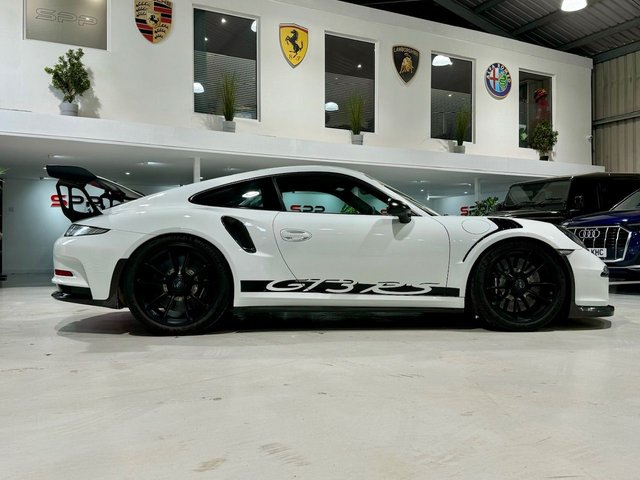 View our PORSCHE 911