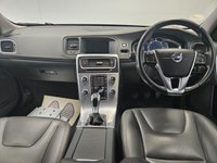 USED 2016 66 VOLVO V60 2.0 D3 SE LUX NAV 5d 148 BHP 