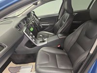USED 2016 66 VOLVO V60 2.0 D3 SE LUX NAV 5d 148 BHP 