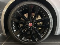 USED 2019 19 JAGUAR F-TYPE 2.0 I4 R-DYNAMIC 2d 296 BHP 2 Keys | 2 Owners | Pan Roof