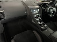 USED 2019 19 JAGUAR F-TYPE 2.0 I4 R-DYNAMIC 2d 296 BHP 2 Keys | 2 Owners | Pan Roof