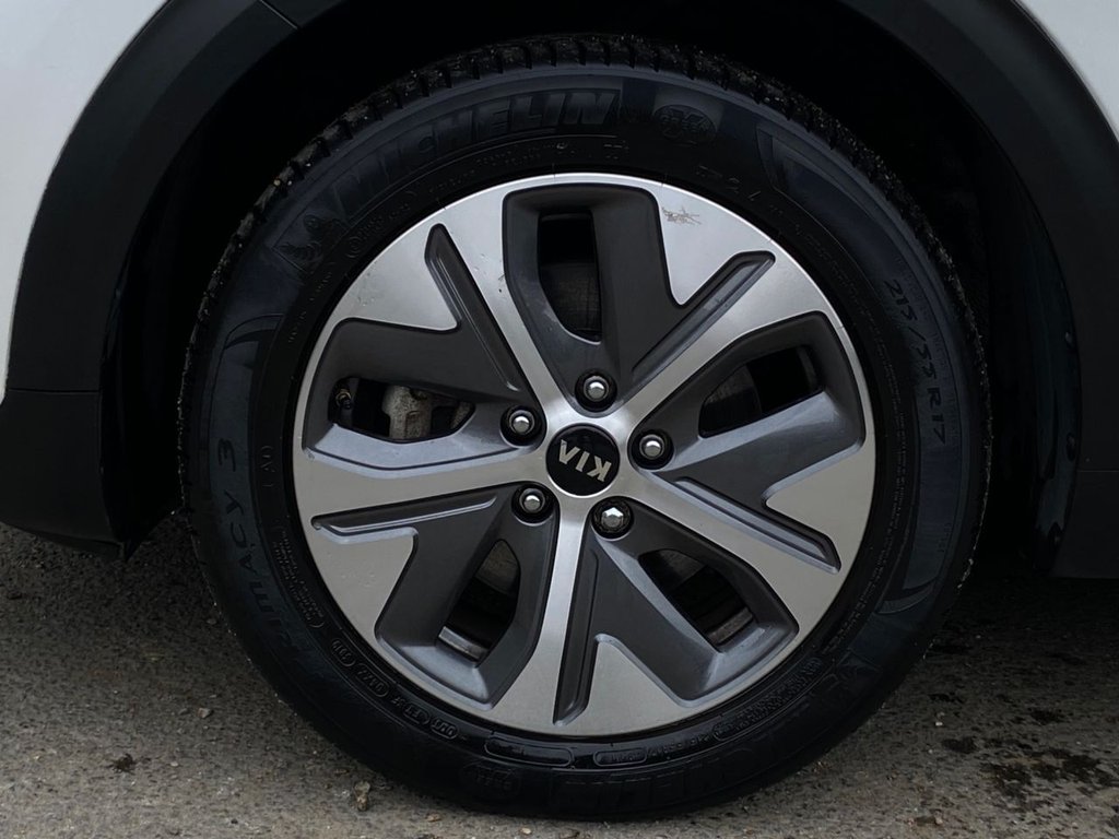 USED 2020 70 KIA NIRO 4 5d 202 BHP &pound;0 Road Tax|1 Owner|Adpt.Cruise|Camera|F.R Sensors|
