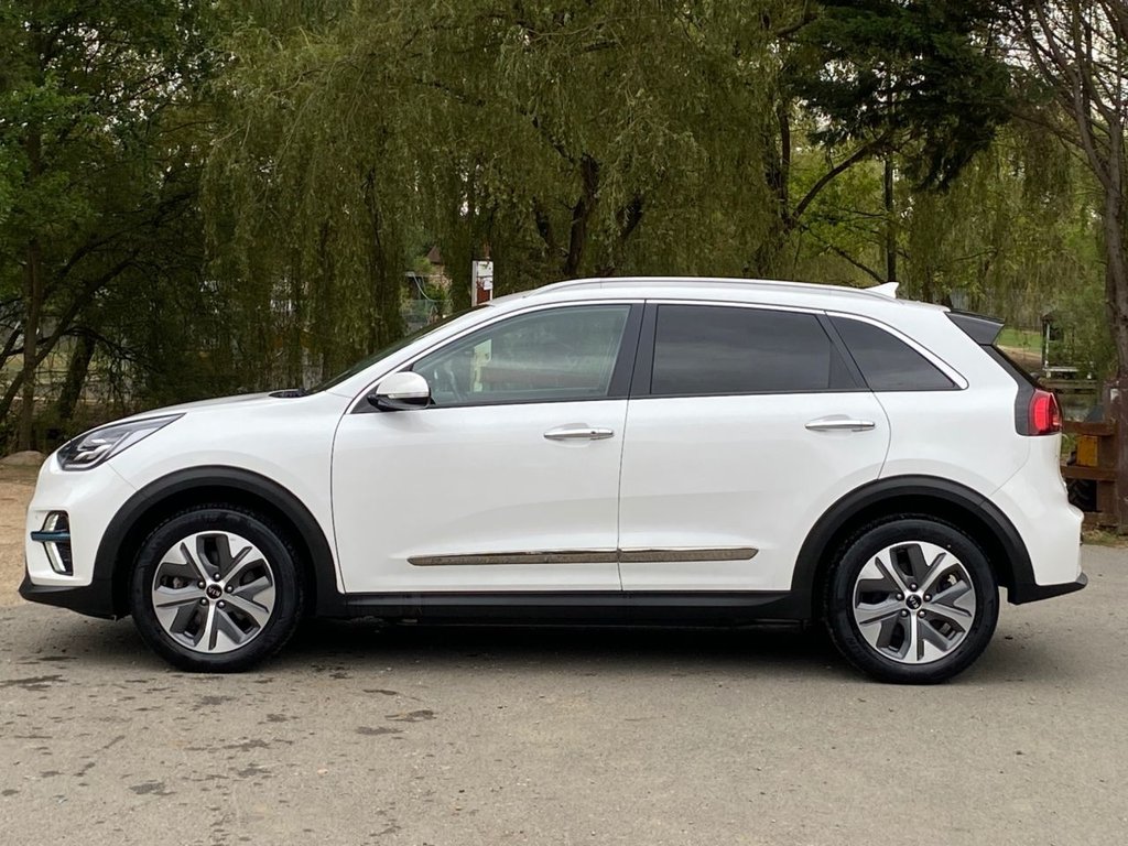 USED 2020 70 KIA NIRO 4 5d 202 BHP &pound;0 Road Tax|1 Owner|Adpt.Cruise|Camera|F.R Sensors|