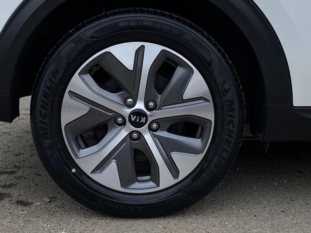 USED 2020 70 KIA NIRO 4 5d 202 BHP &pound;0 Road Tax|1 Owner|Adpt.Cruise|Camera|F.R Sensors|