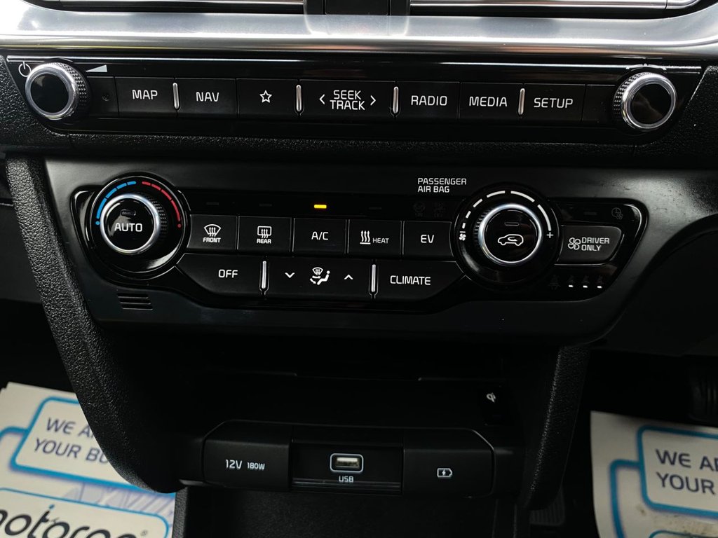 USED 2020 70 KIA NIRO 4 5d 202 BHP &pound;0 Road Tax|1 Owner|Adpt.Cruise|Camera|F.R Sensors|