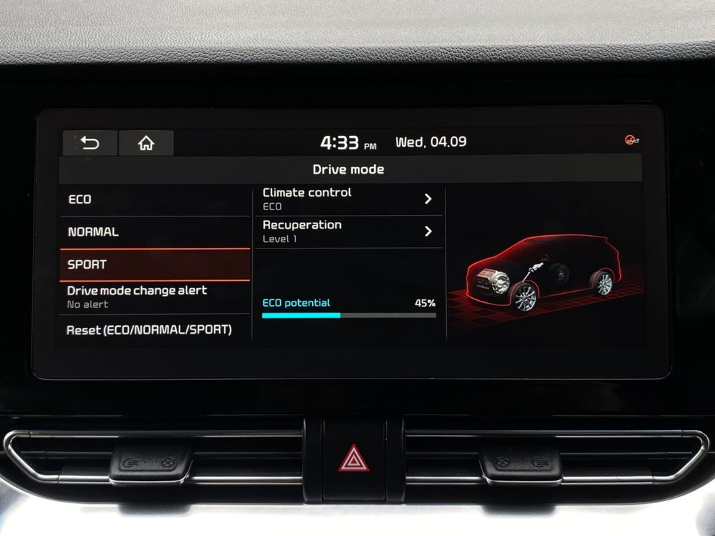 USED 2020 70 KIA NIRO 4 5d 202 BHP &pound;0 Road Tax|1 Owner|Adpt.Cruise|Camera|F.R Sensors|