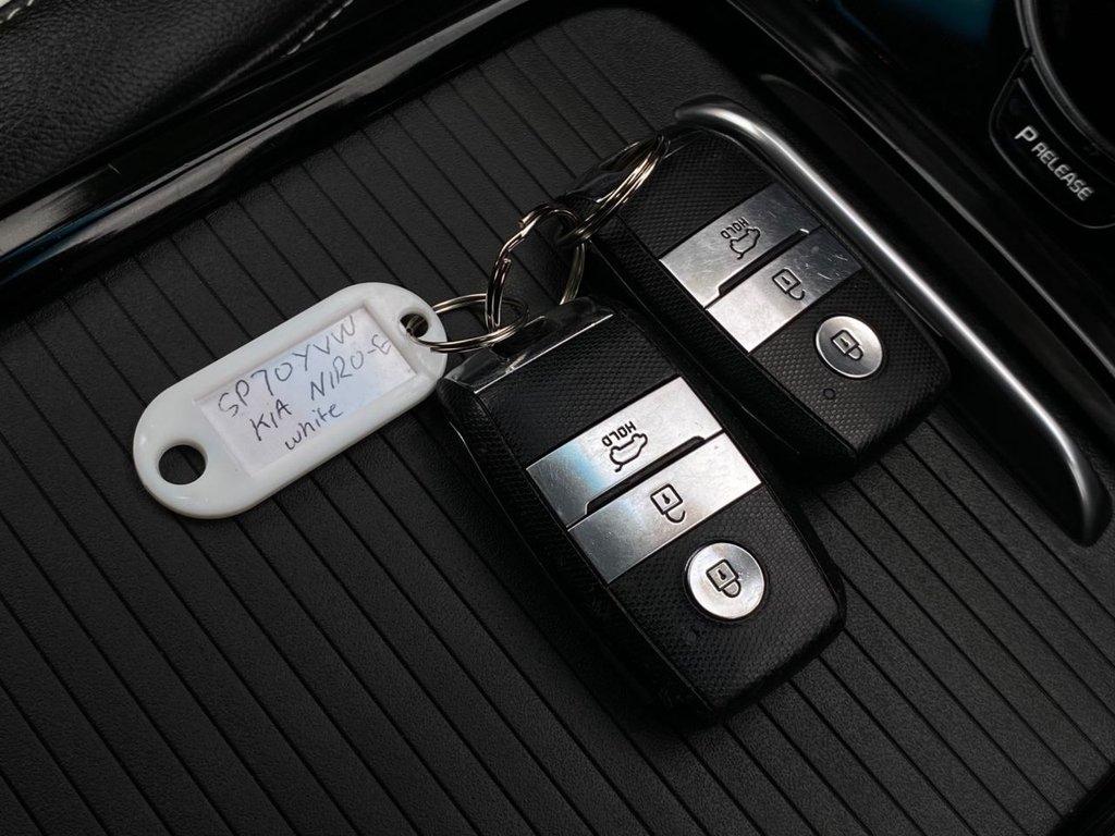 USED 2020 70 KIA NIRO 4 5d 202 BHP &pound;0 Road Tax|1 Owner|Adpt.Cruise|Camera|F.R Sensors|