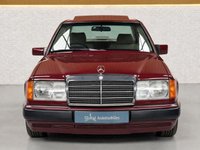 USED 1990 H MERCEDES-BENZ E-CLASS 300 D 3.0 4d 109 BHP PROVENANCE UNLIKE ANY OTHER