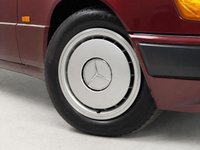 USED 1990 H MERCEDES-BENZ E-CLASS 300 D 3.0 4d 109 BHP PROVENANCE UNLIKE ANY OTHER