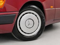 USED 1990 H MERCEDES-BENZ E-CLASS 300 D 3.0 4d 109 BHP PROVENANCE UNLIKE ANY OTHER