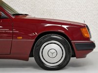 USED 1990 H MERCEDES-BENZ E-CLASS 300 D 3.0 4d 109 BHP PROVENANCE UNLIKE ANY OTHER