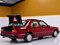 USED 1990 H MERCEDES-BENZ E-CLASS 300 D 3.0 4d 109 BHP PROVENANCE UNLIKE ANY OTHER