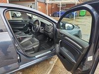 USED 2016 66 RENAULT MEGANE 1.2 SIGNATURE NAV TCE 5d 130 BHP Full Leather