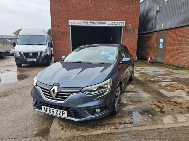 2016 66 Renault Megane 1.2 SIGNATURE NAV TCE 5d 130 BHP