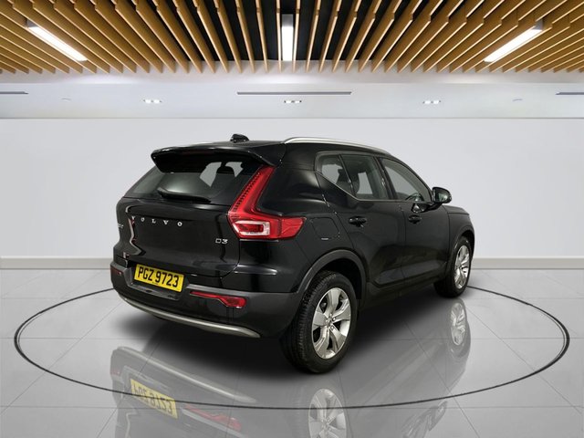 2020 Volvo Xc40 2L D3 Momentum 5dr - Photo 8