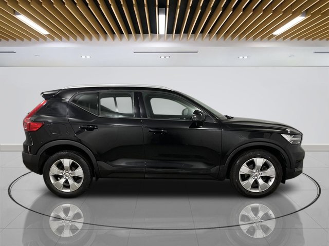 2020 Volvo Xc40 2L D3 Momentum 5dr - Photo 9