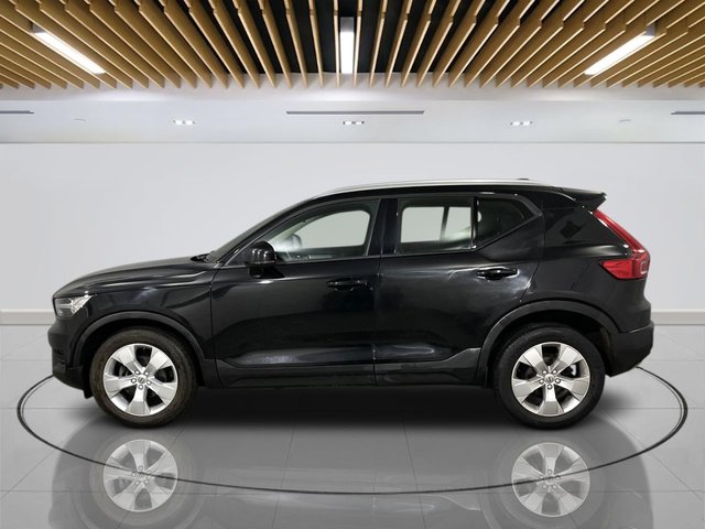 2020 Volvo Xc40 2L D3 Momentum 5dr - Photo 5