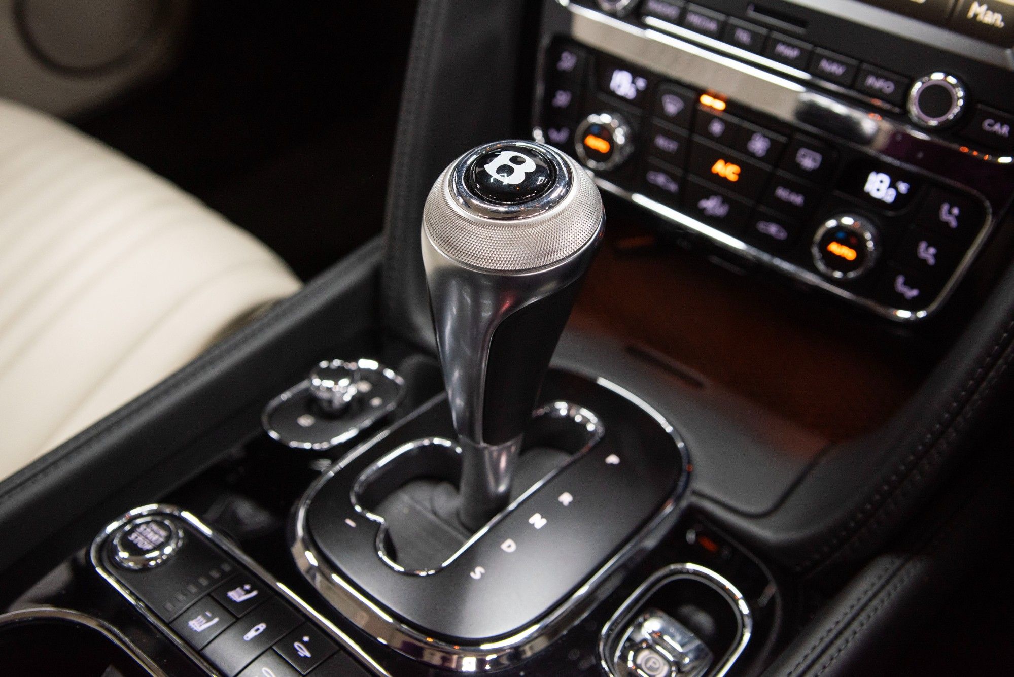 USED 2015 S BENTLEY CONTINENTAL 4.0 GT V8 S 