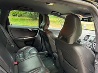 USED 2014 64 VOLVO XC60 2.0 D4 R-DESIGN LUX NAV 5d 178 BHP 