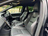 USED 2014 64 VOLVO XC60 2.0 D4 R-DESIGN LUX NAV 5d 178 BHP 