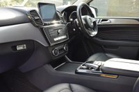 USED 2017 17 MERCEDES-BENZ GLE-CLASS 2.1 GLE 250 D 4MATIC AMG LINE 5d 201 BHP FULL SERVICE HISTORY & 2 KEYS!