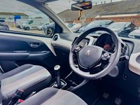 USED 2014 64 PEUGEOT 108 1.2 ALLURE TOP 5d 82 BHP 