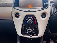 USED 2014 64 PEUGEOT 108 1.2 ALLURE TOP 5d 82 BHP 