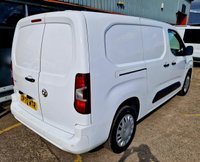 USED 2020 70 VAUXHALL COMBO 1.5 L2H1 2300 SPORTIVE 101 BHP APPLE CAR PLAY, 3 SEATER