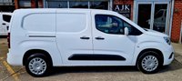 USED 2020 70 VAUXHALL COMBO 1.5 L2H1 2300 SPORTIVE 101 BHP APPLE CAR PLAY, 3 SEATER