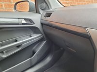 USED 2006 55 VAUXHALL ASTRA 1.8 DESIGN 16V 5d 124 BHP 