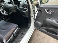 USED 2013 63 HONDA JAZZ 1.3 I-VTEC ES PLUS 5d 99 BHP 