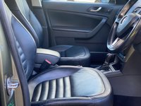 USED 2016 16 SKODA YETI OUTDOOR 1.2 TSI SE L  DSG  