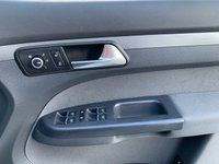 USED 2012 62 VOLKSWAGEN TOURAN 1.6 SE TDI DSG 5d 106 BHP 