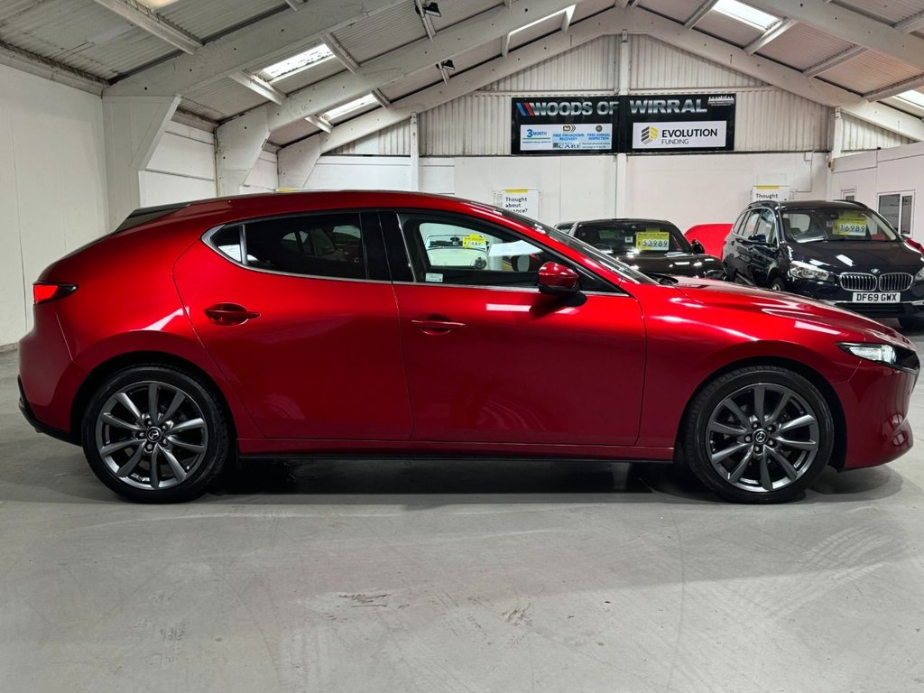 USED 2021 21 MAZDA 3 2.0 SPORT LUX MHEV 5d 121 BHP APPLEPLAY+SATNAV+BLUETOOTH