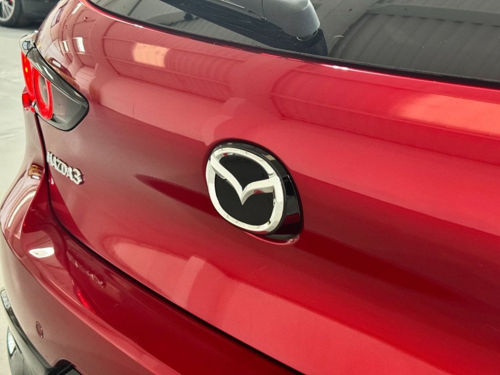 USED 2021 21 MAZDA 3 2.0 SPORT LUX MHEV 5d 121 BHP APPLEPLAY+SATNAV+BLUETOOTH
