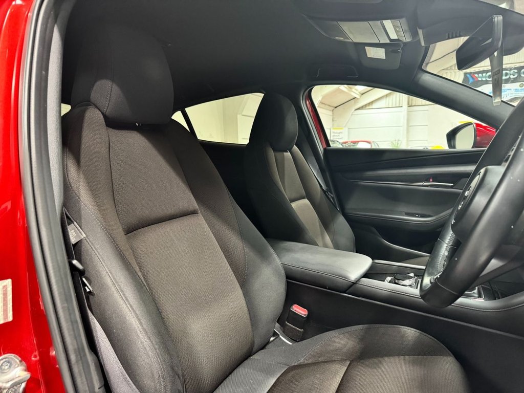 USED 2021 21 MAZDA 3 2.0 SPORT LUX MHEV 5d 121 BHP APPLEPLAY+SATNAV+BLUETOOTH