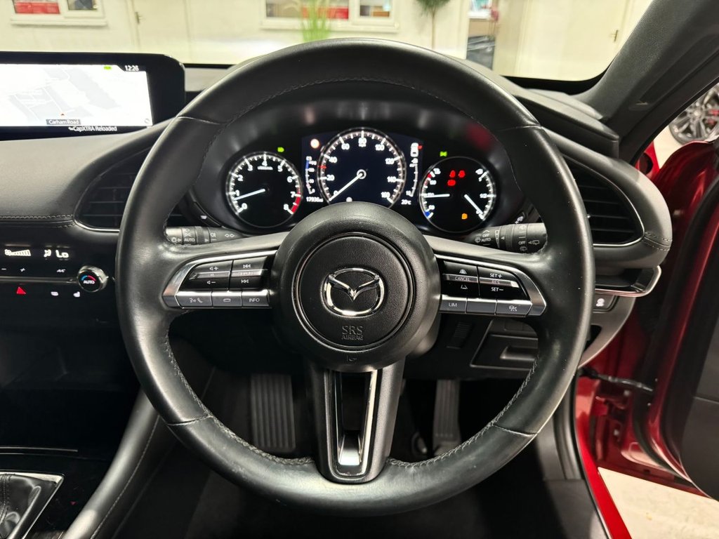 USED 2021 21 MAZDA 3 2.0 SPORT LUX MHEV 5d 121 BHP APPLEPLAY+SATNAV+BLUETOOTH