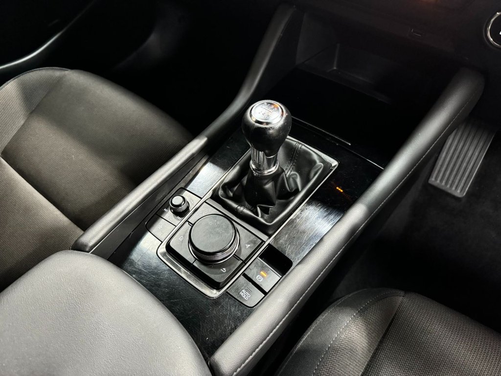 USED 2021 21 MAZDA 3 2.0 SPORT LUX MHEV 5d 121 BHP APPLEPLAY+SATNAV+BLUETOOTH