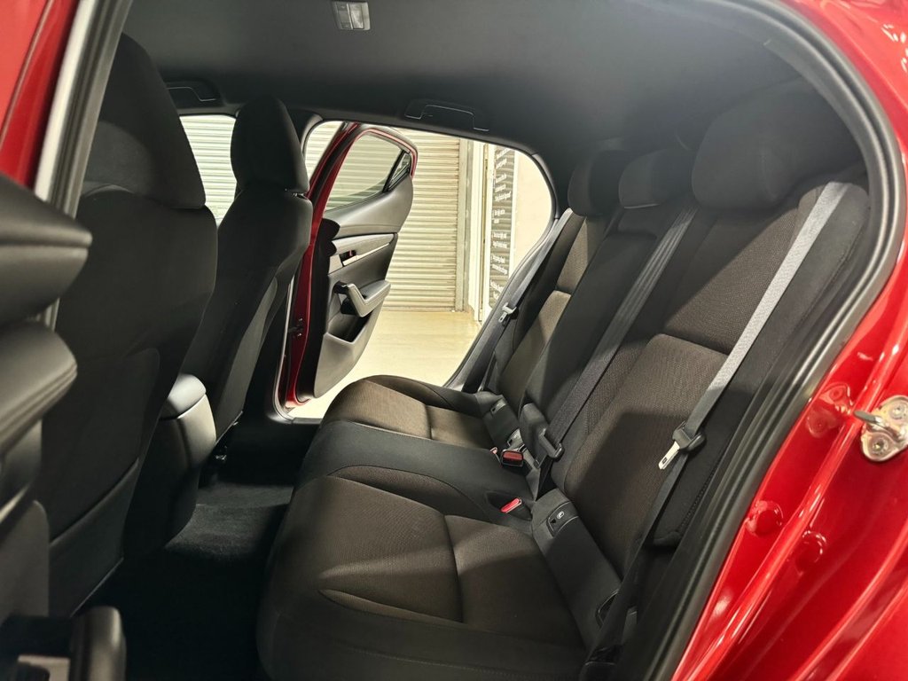 USED 2021 21 MAZDA 3 2.0 SPORT LUX MHEV 5d 121 BHP APPLEPLAY+SATNAV+BLUETOOTH