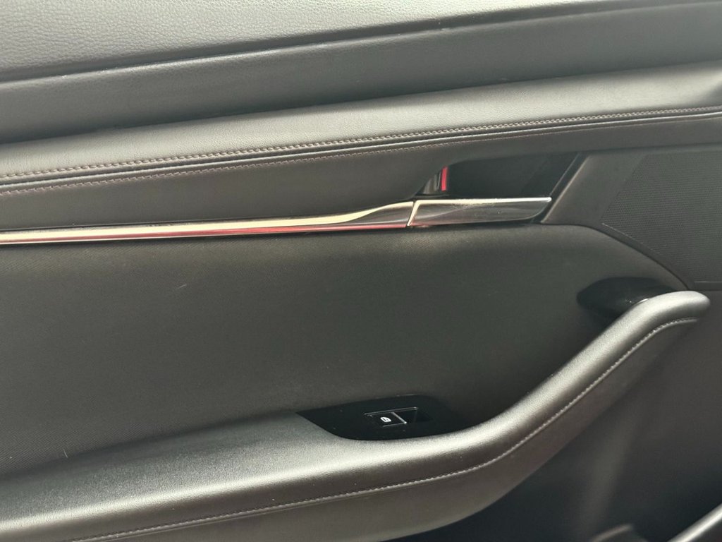 USED 2021 21 MAZDA 3 2.0 SPORT LUX MHEV 5d 121 BHP APPLEPLAY+SATNAV+BLUETOOTH