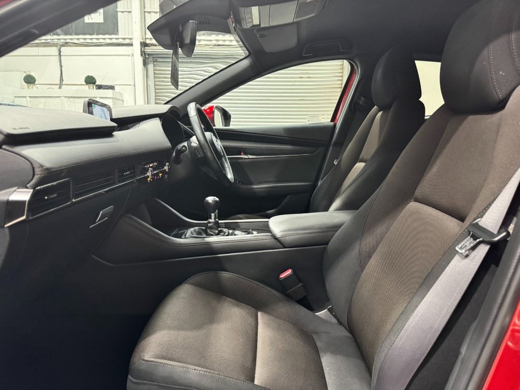 USED 2021 21 MAZDA 3 2.0 SPORT LUX MHEV 5d 121 BHP APPLEPLAY+SATNAV+BLUETOOTH