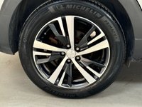 USED 2020 70 PEUGEOT 5008 1.2 PURETECH S/S ALLURE 5d 130 BHP 
