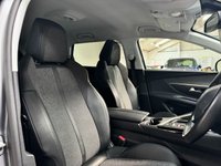 USED 2020 70 PEUGEOT 5008 1.2 PURETECH S/S ALLURE 5d 130 BHP 