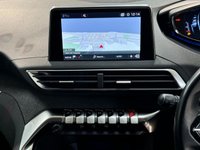 USED 2020 70 PEUGEOT 5008 1.2 PURETECH S/S ALLURE 5d 130 BHP 