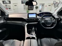 USED 2020 70 PEUGEOT 5008 1.2 PURETECH S/S ALLURE 5d 130 BHP 